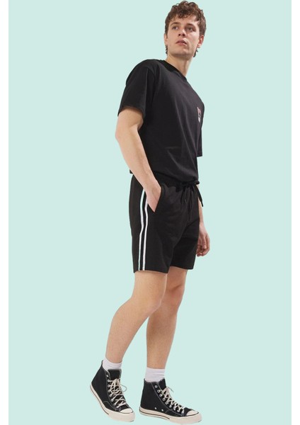 Erkek Şort Düz Desen Boru Paça Sportif Tarz Yaz Aylarının Vazgeçilmezi Stilin Buluştuğu Yer fiyatları