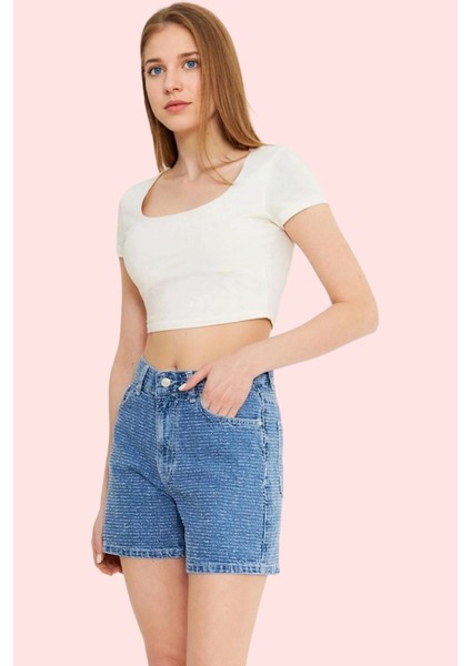 Kadın City Short Denim Şort Pamuk Rahat ve Şık Yaz Kombinleri Günlük Kullanım Modern Tasarım