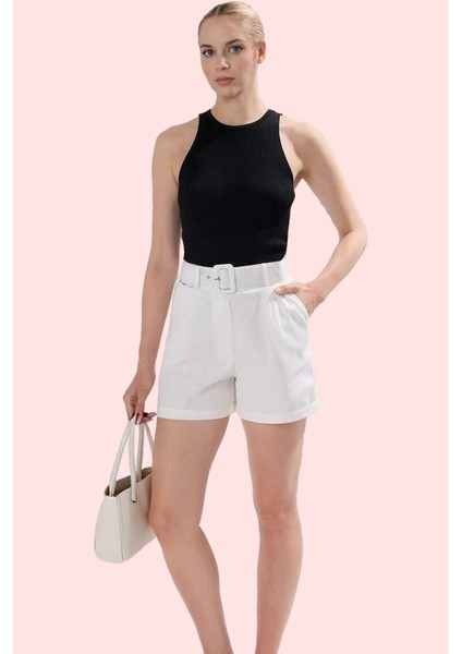 Kadın Kısa Boy Yüksek Bel Şort; Pamuk Gabardin Straight Kalıp Günlük Şıklık Modern Tasarım fiyatları