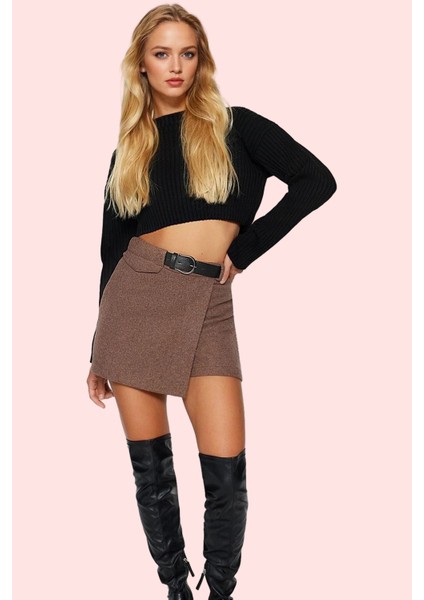 Kadın Yüksek Bel Kemerli Şort Etek Kaşe Kumaş Dokuma Cepsiz Kısa Günlük Yaz Aylarının Vazgeçilmezi