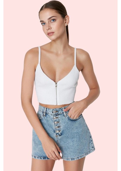 Kadın Pamuk Denim Mini Şort Düz Desen Yüksek Bel Günlük Kullanım Için Yaz Aylarının Vazgeçilmezi