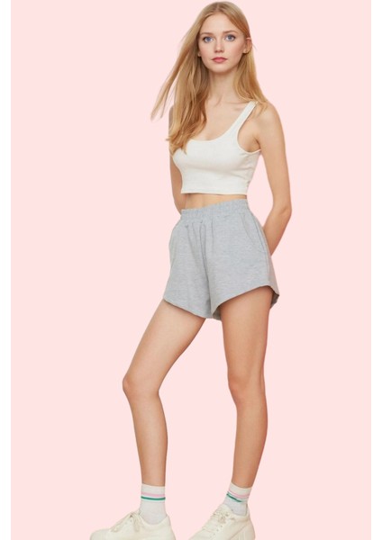 Kadın Pamuklu Şort Lastikli Bel Geniş Paça Rahat Günlük Stil Hafta Sonu Yaz Aylarının Vazgeçilmezi