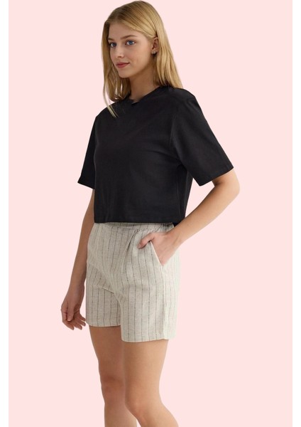 Kadın Çizgili Dokuma Şort Yüksek Bel Straight Siluet Rahat Günlük Kullanım Kaliteli Malzeme modelleri