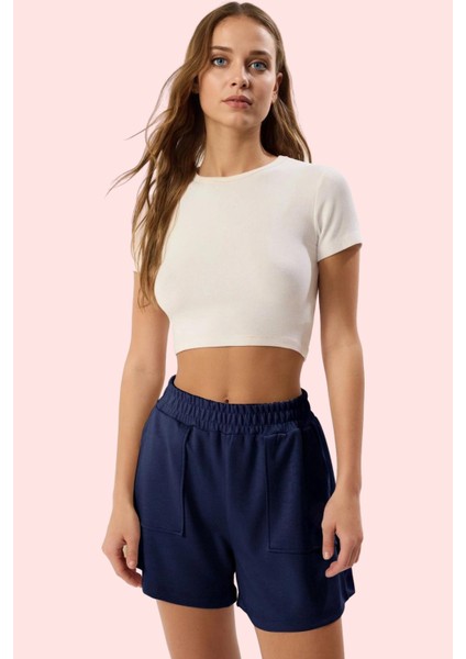 Kadın Yazlık Kısa Şort Casual Günlük Stil Cepli Kaliteli Malzeme Yaz Aylarının Vazgeçilmezi