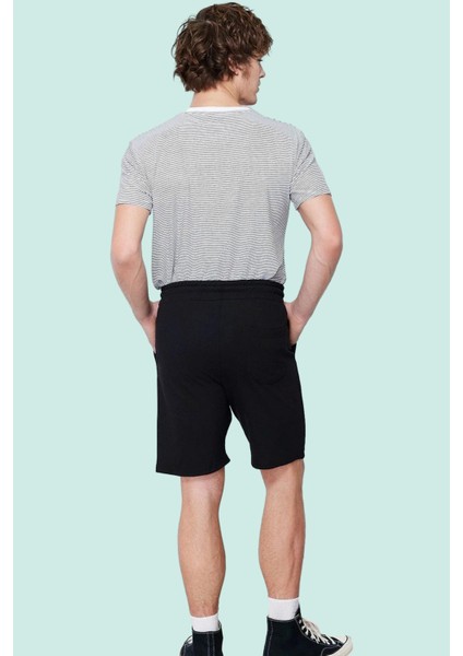Erkek Basic Şort Pamuklu Kumaş Rahat Kesim Günlük Kombinler Hafta Sonu Yaz Aylarının Vazgeçilmezi modelleri