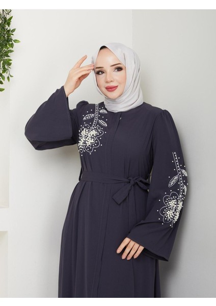 Gündelik Papatya Desenli Beyaz Inci Taşlı Ferace