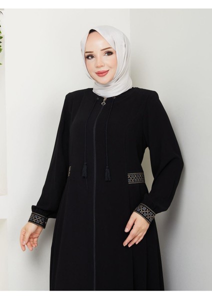 Nakışlı ve Bağcıklı Ferace modelleri