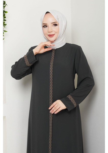 Gündelik Hac ve Umrelik Nakış ve Taş Detaylı Ferace modelleri