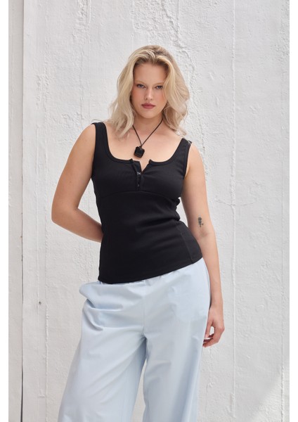 Ilma Kopçalı Askılı Bluz Siyah