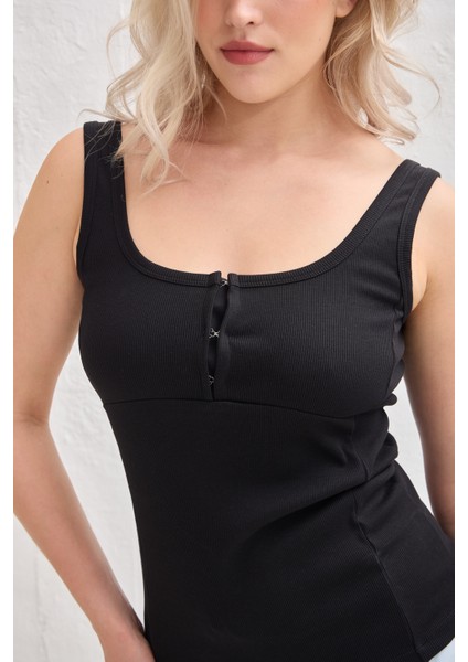 Ilma Kopçalı Askılı Bluz Siyah modelleri