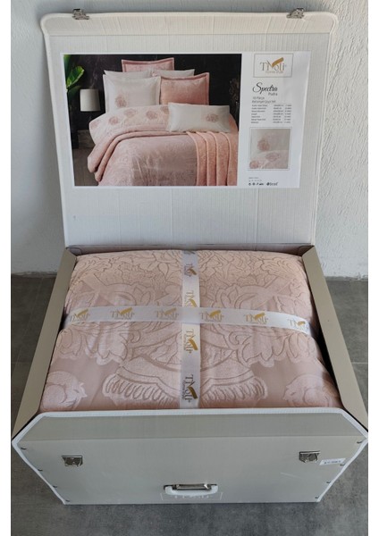Tivoli 10 parça Battaniyeli Kadife Yatak Örtülü Çeyiz Seti Spectra-Pudra fiyatları