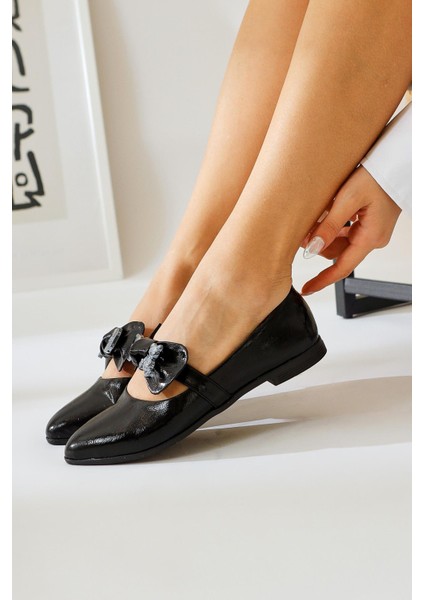 Joselin Siyah Kırışık Rugan Fiyonk Aksesuarlı Babet fiyatları