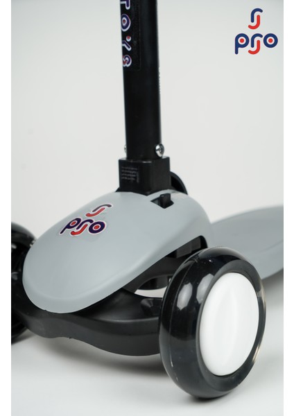 Işıklı/ledli Üç Teker Yükseklik Ayarlanabilir ve Katlanabilir Fren Sistemli Çocuk Scooter indirimleri