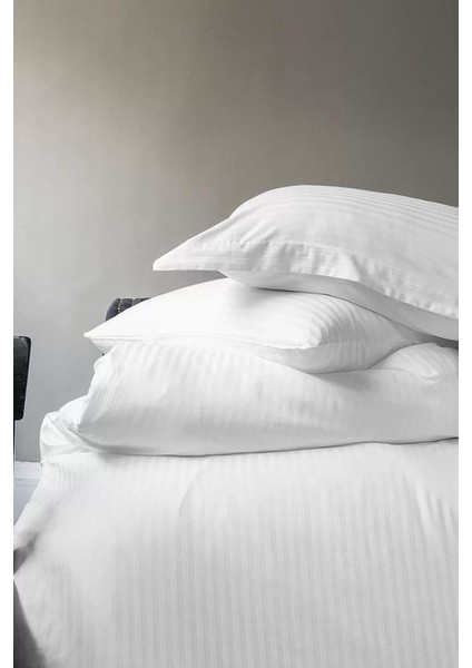 Pure White Çizgili Saten Çift Kişilik Nevresim Takımı fiyatları