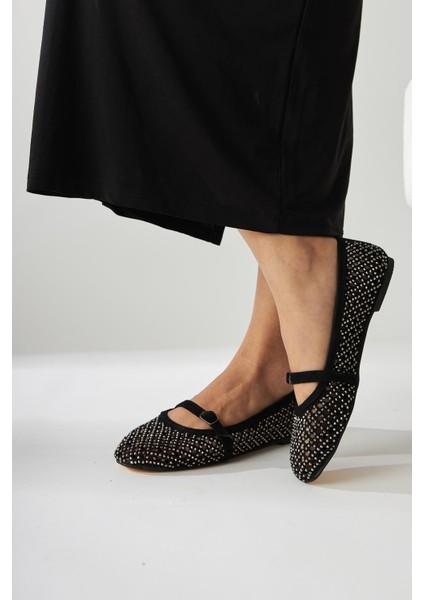 Nicole Siyah Süet Oval Burunlu Delikli Taş Detaylı Tek Bantlı Günlük Kadın Ayakkabı fiyatları