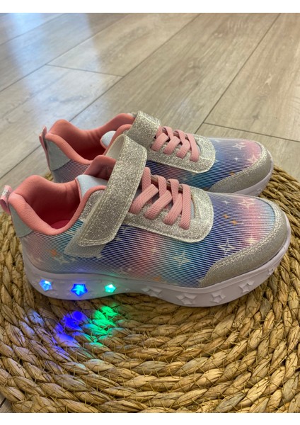Gümüş Spor Ayakkabı