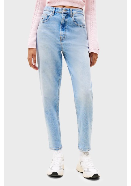 Pamuklu Regular Fit Yüksek Bel Daralan Paça Mom Jeans Bayan Kot Pantolon DW0DW20041 1AB fiyatları