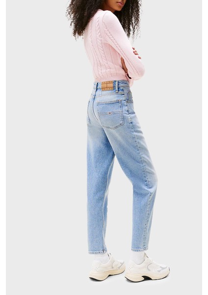 Pamuklu Regular Fit Yüksek Bel Daralan Paça Mom Jeans Bayan Kot Pantolon DW0DW20041 1AB modelleri
