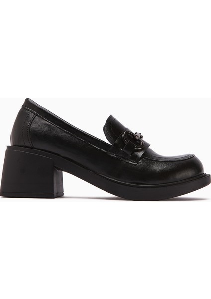 Berita Siyah Kalın Topuklu Kadın Ayakkabı modelleri