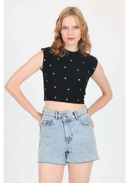 Siyah Gümüş Kalp Detaylı Crop Tişört 2499