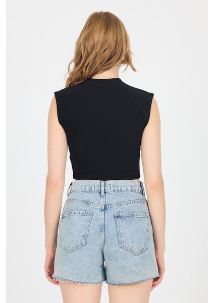 Siyah Gümüş Kalp Detaylı Crop Tişört 2499 indirimleri