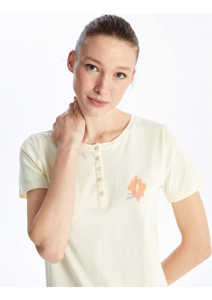 Lcw Dream Ekru Bisiklet Yaka Baskılı Kısa Kollu Kadın Pijama Takımı fiyatları