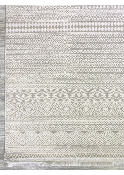 Elegance, Emsali Ipeksi Yün Tuşeli Triko Akrilik Oturma Odası ve Salon Halısı fırsatları