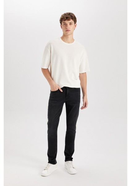 Pedro Slim Fit Dar Kalıp Normal Bel Dar Paça Siyah Jean Pantolon R8788AZ24SP