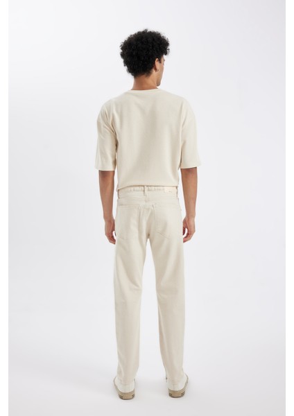 Slim Tapered Fit Dar Kalıp Normal Bel Daralan Paça Jean Pantolon C9743AX24AU