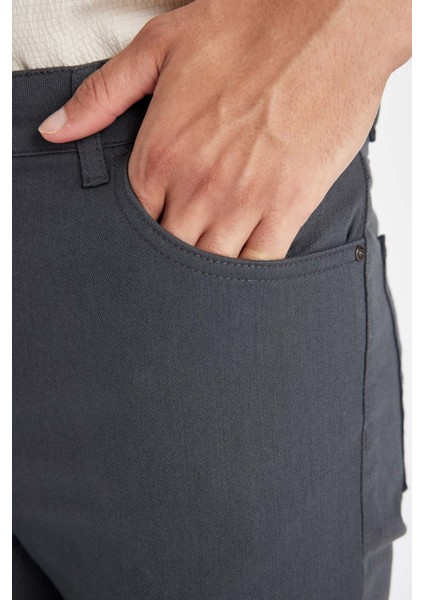 Pantolon Slim Fit Dar Kesim Cepli Dar Paça C9436AX24AU indirimleri