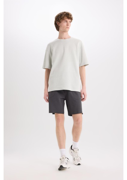 %100 Pamuk Slim Fit Dar Kesim Dar Paça Cepli Basic Düz Şort B8673AX25SM modelleri