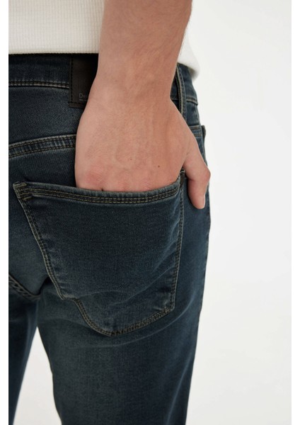 Pedro Slim Fit Dar Kalıp Normal Bel Dar Paça Jean Pantolon C5682AX24AU