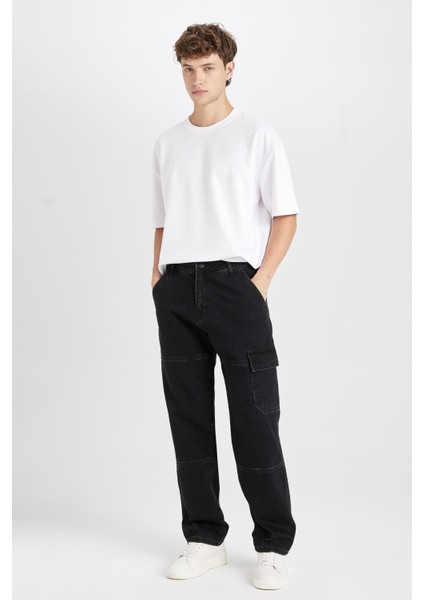 %100 Pamuk Wide Leg Fit Geniş Kalıp Normal Bel Geniş Paça Kargo Cepli Siyah Jean Pantolon B4638AX24AU