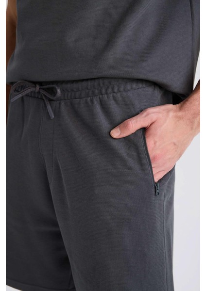 Regular Fit Düz Paça Cepli Basic Düz Şort B8792AX25SM