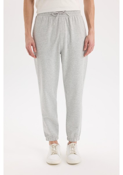 Regular Fit Eşofman Altı Cepli Basic Düz Beli Bağcıklı Lastikli Paça D4416AX25SP fırsatları