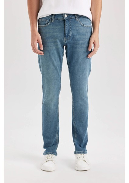 Pedro Slim Fit Dar Kalıp Normal Bel Dar Paça Jean Pantolon B8418AX24AU fırsatları