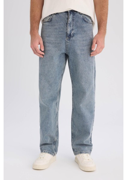 %100 Pamuk Baggy Fit Geniş Kalıp Normal Bel Geniş Paça Jean Yıkamalı Pantolon B3926AX25SP