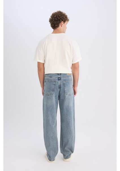 %100 Pamuk Baggy Fit Geniş Kalıp Normal Bel Geniş Paça Jean Yıkamalı Pantolon B3926AX25SP