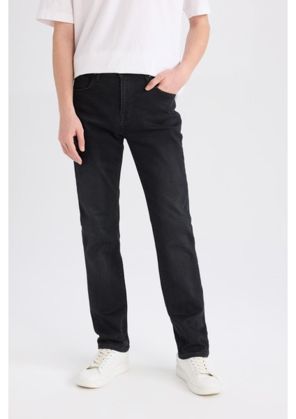 Sergio Regular Fit Esnek Yumuşak Kumaş Normal Kalıp Normal Bel Boru Paça Siyah Jean Pantolon D7335AX25SP fırsatları