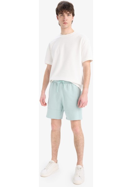 Slim Fit Dar Kesim Dar Paça Basic Düz Şort B8674AX25SP