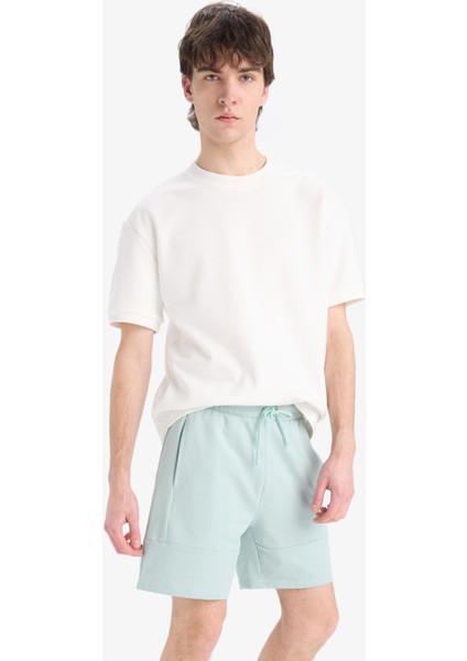 Slim Fit Dar Kesim Dar Paça Basic Düz Şort B8674AX25SP fiyatları