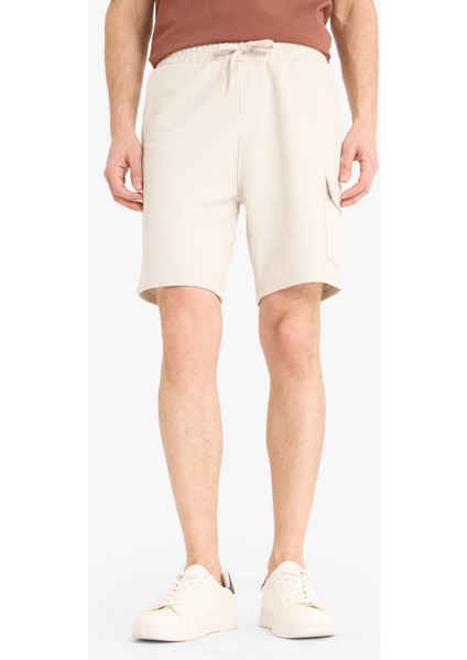 Regular Fit Dokulu Düz Paça Kargo Cepli Basic Düz Şort B8796AX25SM modelleri