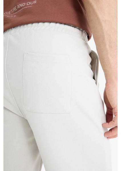 Regular Fit Dokulu Düz Paça Kargo Cepli Basic Düz Şort B8796AX25SM