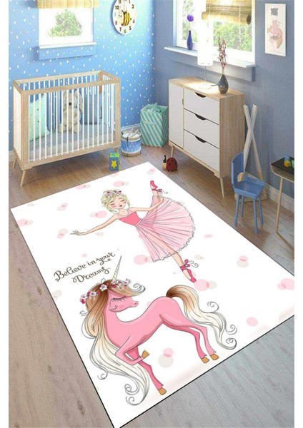 Prenses Desenli Pembe Kaymaz Taban Makinede Yıkanabilir Dot Tabanlı Çocuk Halısı 10011A