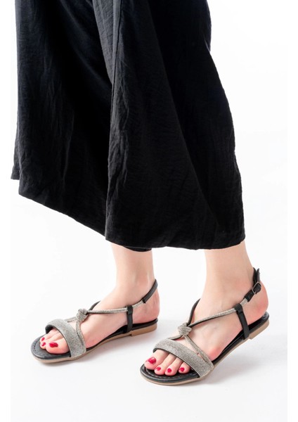 152-1104 Siyah Gümüş Taşlı Günlük Kadın Sandalet fiyatları