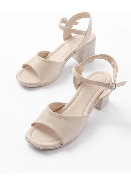 K-13 Bej Günlük Topuklu Kadın Sandalet modelleri