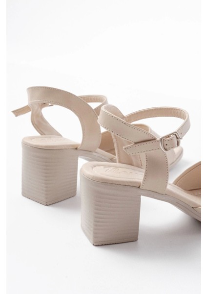 K-13 Bej Günlük Topuklu Kadın Sandalet indirimleri