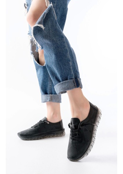 S-365 Siyah Desenli Hakiki Deri Şeffaf Taban Kadın Spor Ayakkabı