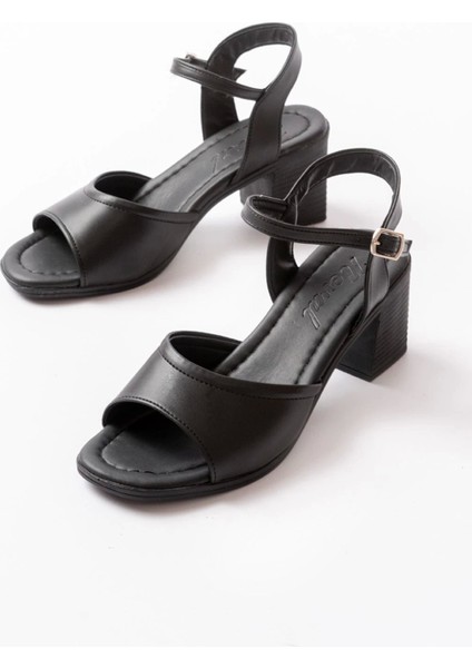 K-13 Siyah Günlük Topuklu Kadın Sandalet modelleri