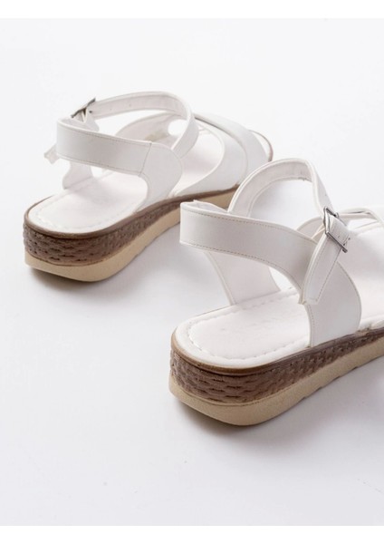 692-564 Beyaz Ortopedik Taban Çapraz Tokalı Kadın Sandalet fırsatları